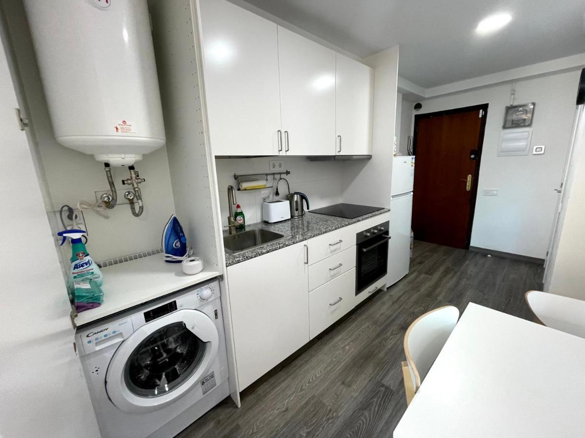 Sant Adria Beach Apartment Wi-Fi Parking Free Sant Adria de Besos Exterior photo
