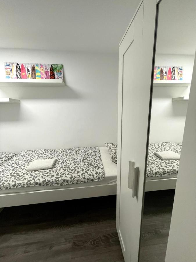 Sant Adria Beach Apartment Wi-Fi Parking Free Sant Adria de Besos Exterior photo