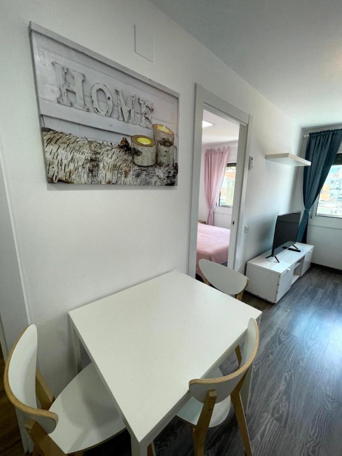 Sant Adria Beach Apartment Wi-Fi Parking Free Sant Adria de Besos Exterior photo